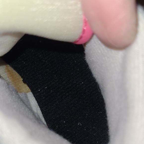 Kids Pink and Gray Ice Skates - Picture 8 of 10